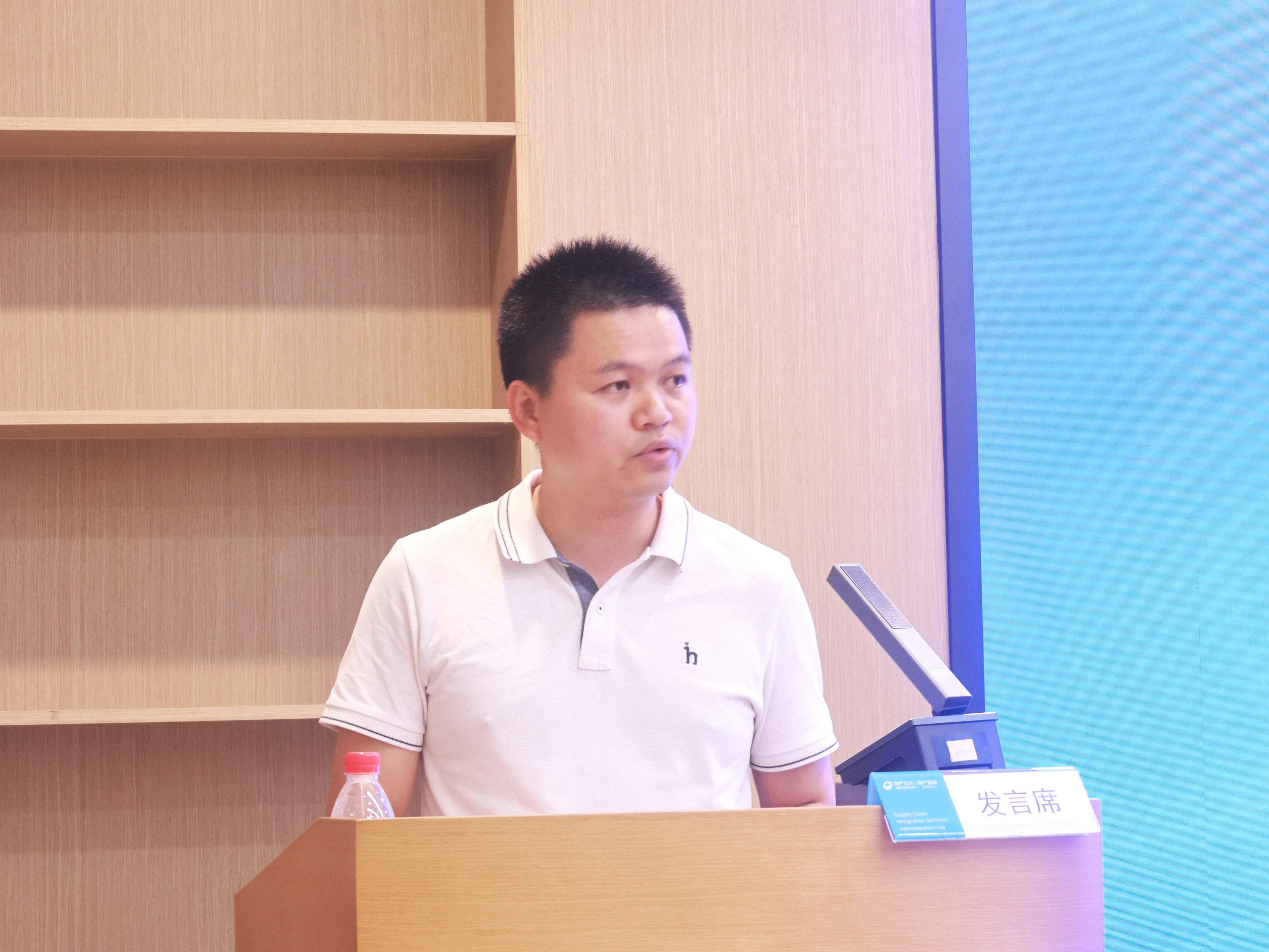 17548736507538732E01.jpg 17548736507538732E01.jpg