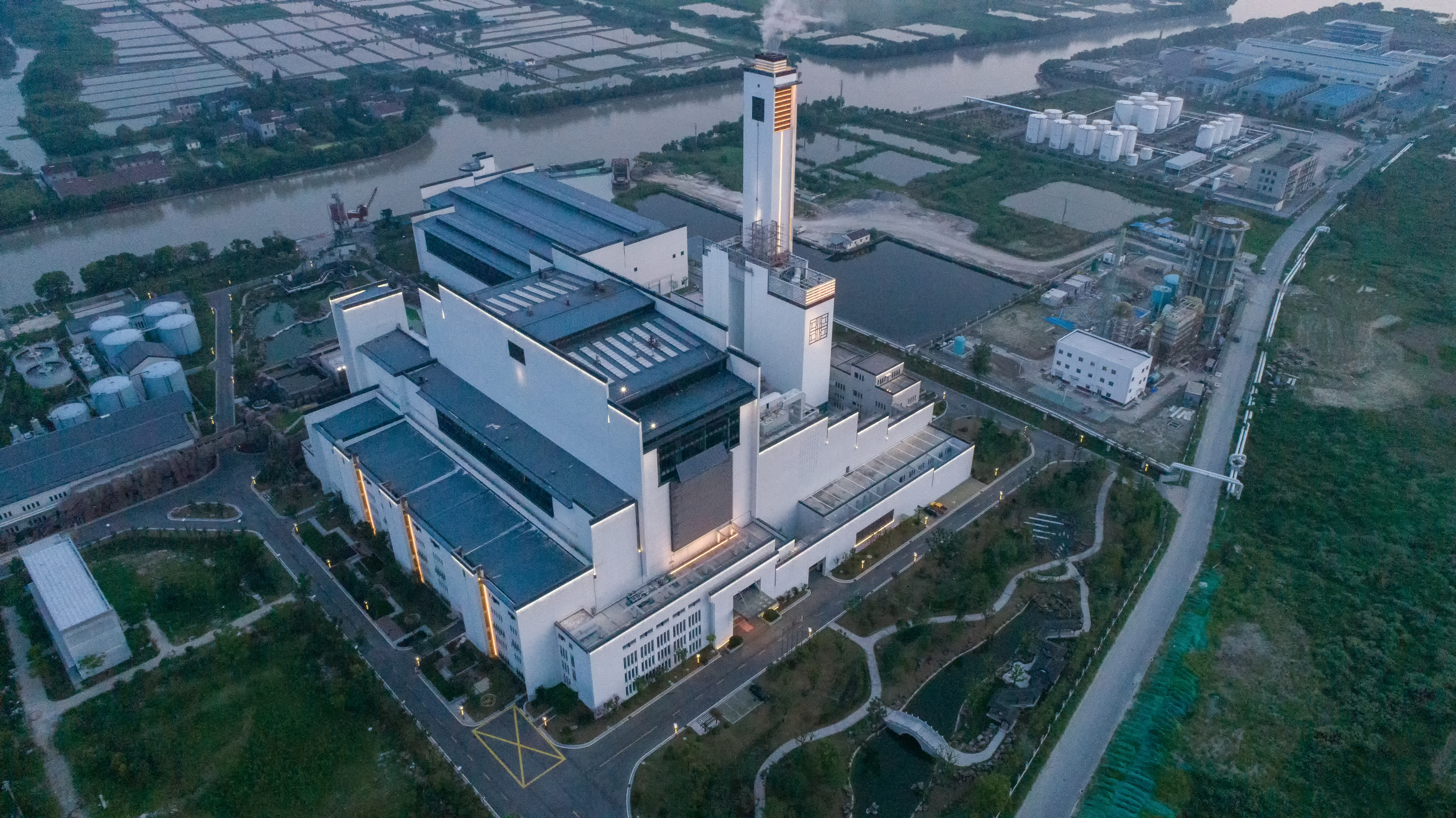 1768381744659806F51E.jpg 1768381744659806F51E.jpg